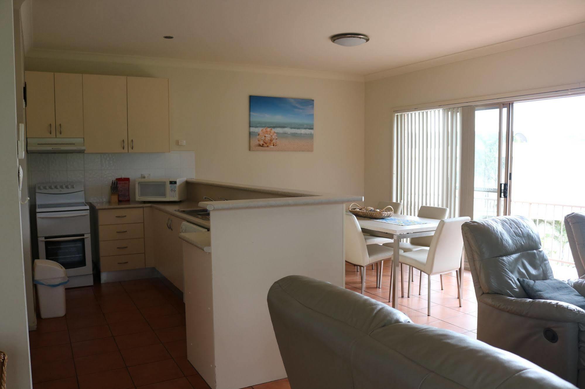 Beaches Apartments 梅林布拉 外观 照片
